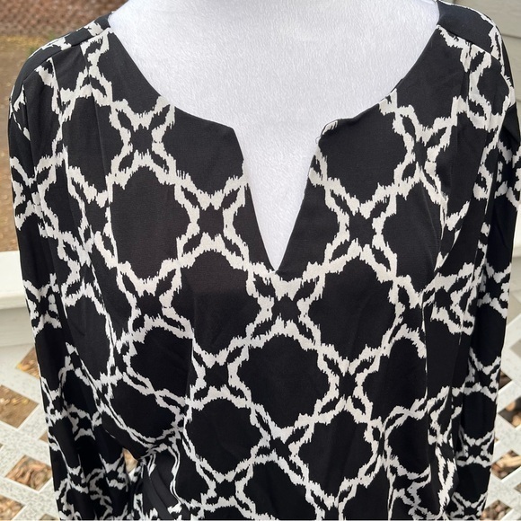 Luxology Estilo Women 2X Black White Geometric 3/4 Sleeve VNeck Midi Dress Belt - Picture 4 of 8